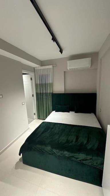 Host Apartament Elio Tirana Eksteriør billede